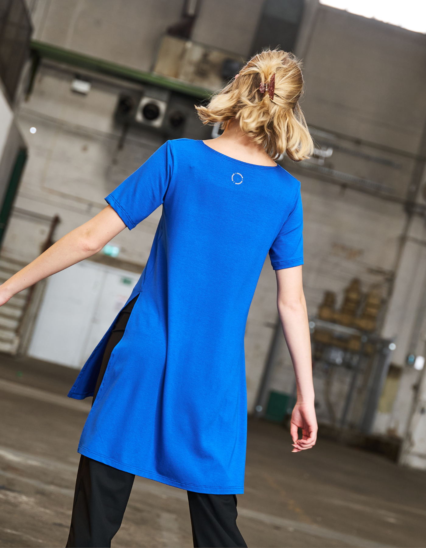 DRESS | TEAM | 403220A100