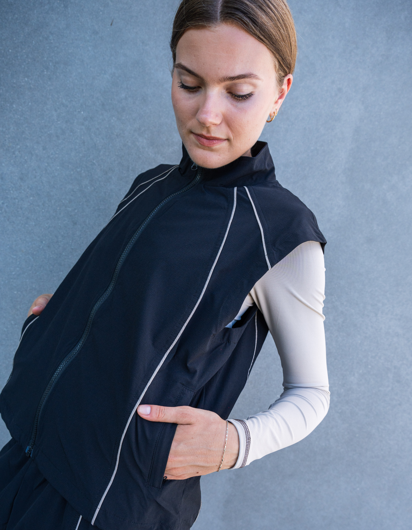 Tech pipe vest 02 | Women | Black