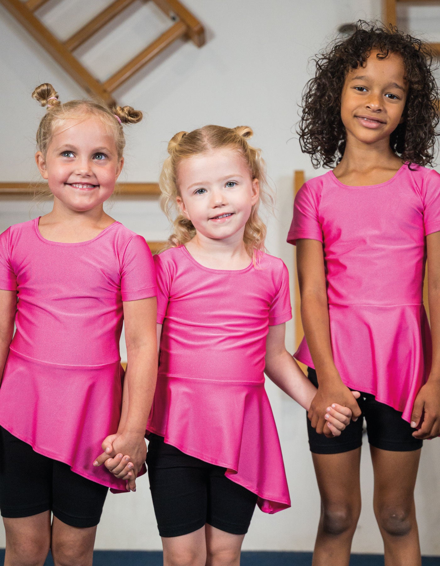 Bukser og bluse i ét - perfekt til dit gymnastikhold | CHOPAR