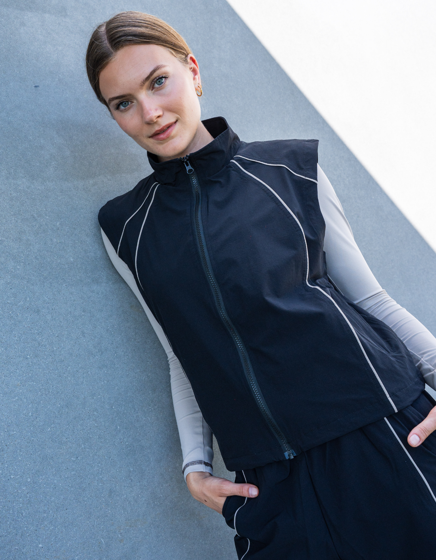 Tech pipe vest 02 | Women | Black